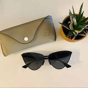 Le Specs Luxe Nero Cat Eye Glasses